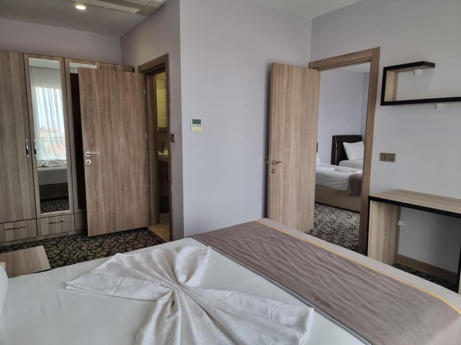 Ayvalı Elisa Hotel מראה חיצוני תמונה